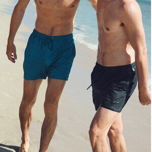 J. Crew 5" Pigment-Dyed Swim Trunk in Black